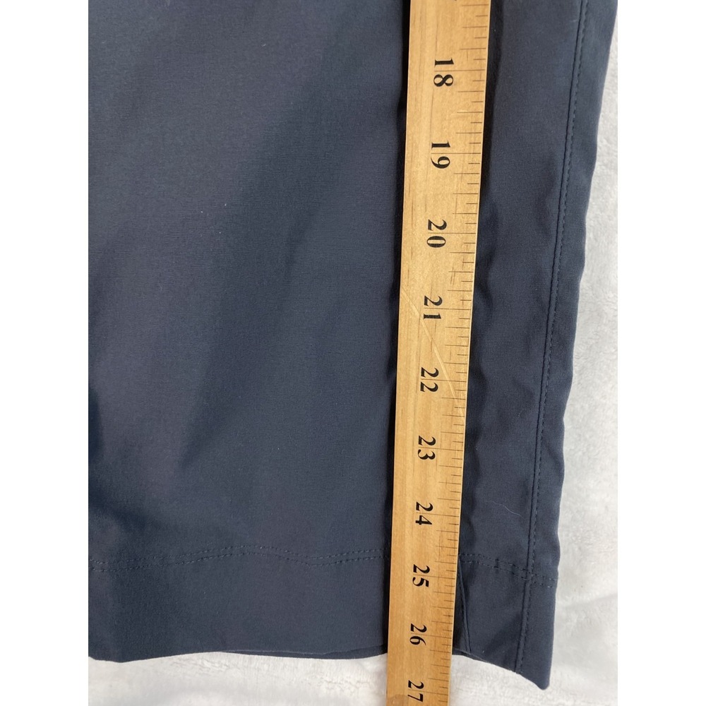 Columbia Hiking Bermuda Shorts Pants Women Sz 8 Gray Lightweight Nylon - Picture 5 of 15